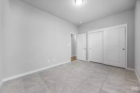 Bedroom - 9801 Biscayne Dr, Bakersfield, CA 93311 photo 5 of 7