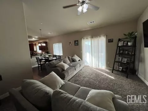 2225 San Ardo St, Wasco, CA 93280 photo 4