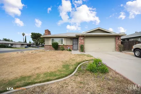 5420 Cherry Tree Ln, Bakersfield, CA 93309 photo 2
