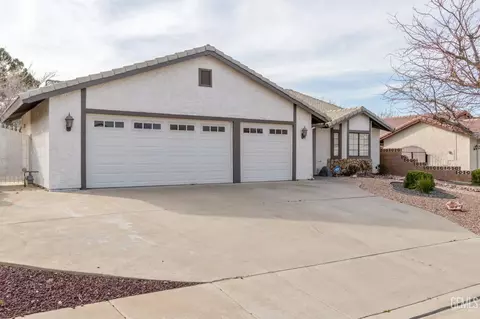 42307 61st St, Lancaster, CA 93536