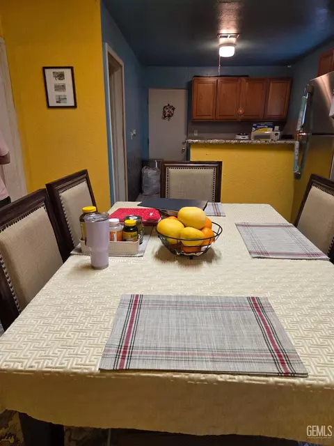 Dining - 415 E 18th St, Bakersfield, CA 93305 photo 1 of 1