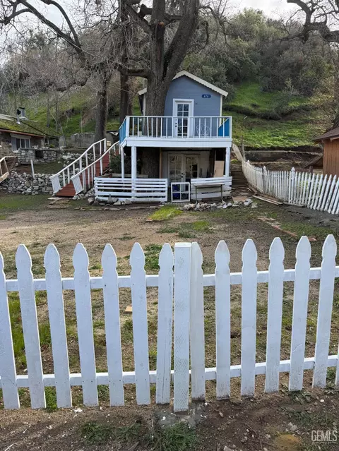 616 South Dr, Lebec, CA 93243