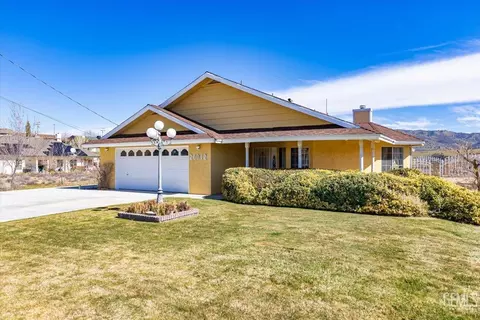 Exterior - 20012 Bald Mountain Dr, Tehachapi, CA 93561 photo 2 of 10