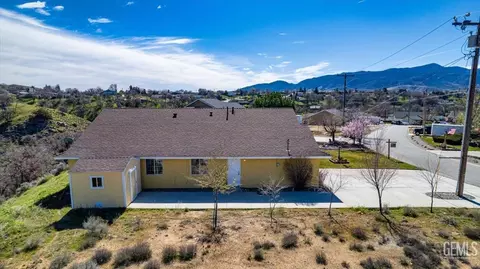 View/Area - 20012 Bald Mountain Dr, Tehachapi, CA 93561 photo 7 of 7