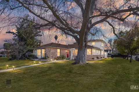 2500 Pine St, Bakersfield, CA 93301
