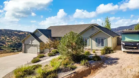 30730 Fox Ridge Ct, Tehachapi, CA 93561 photo 3
