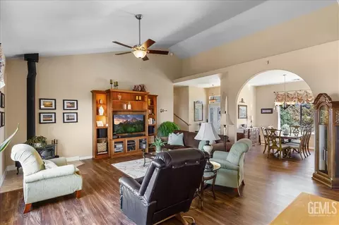30730 Fox Ridge Ct, Tehachapi, CA 93561 photo 13