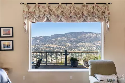 30730 Fox Ridge Ct, Tehachapi, CA 93561 photo 12