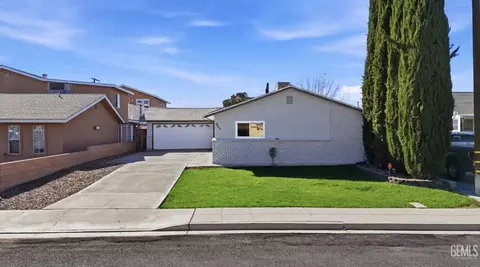 Exterior - 509 Monroe St, Taft, CA 93268 photo 2 of 6