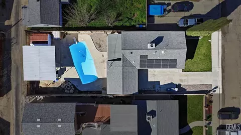 View/Area - 509 Monroe St, Taft, CA 93268 photo 2 of 3