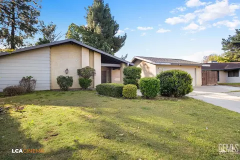 Exterior - 7001 Pointer Ct, Bakersfield, CA 93309 photo 3 of 7