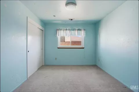 Bedroom - 19817 Mesa Dr, Tehachapi, CA 93561 photo 2 of 2