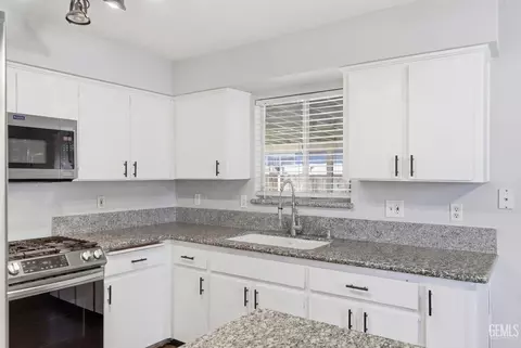 Kitchen - 2121 S A St, Arvin, CA 93203 photo 2 of 4