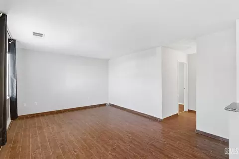 Living - 2121 S A St, Arvin, CA 93203 photo 3 of 3