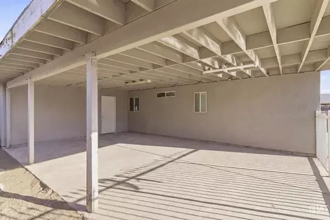Exterior - 2121 S A St, Arvin, CA 93203 photo 5 of 7