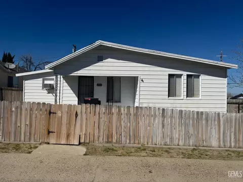 Other - 200 E St, Taft, CA 93268 photo 1 of 3