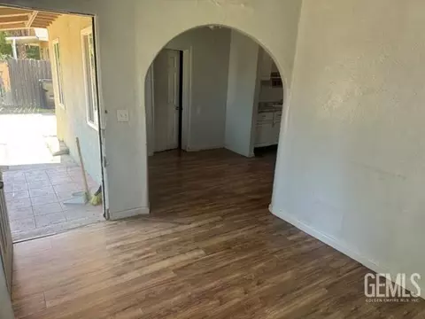Other - 249 E Marengo Ave, Shafter, CA 93263 photo 4 of 6
