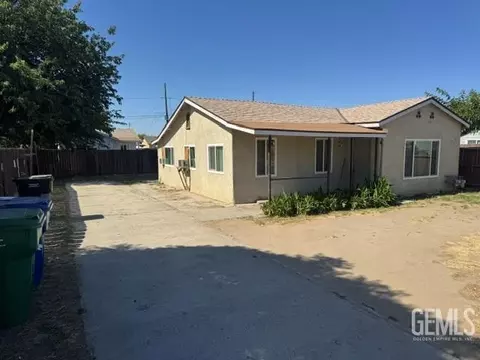 Exterior - 249 E Marengo Ave, Shafter, CA 93263 photo 1 of 1