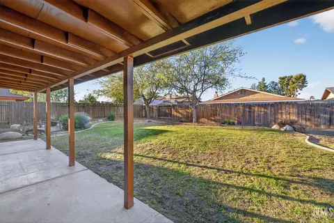 Exterior - 4320 Milo Ave, Bakersfield, CA 93313 photo 2 of 5