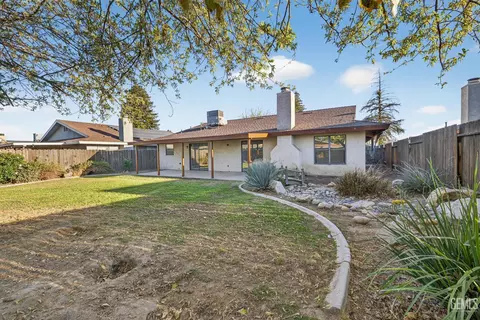 Exterior - 4320 Milo Ave, Bakersfield, CA 93313 photo 3 of 5