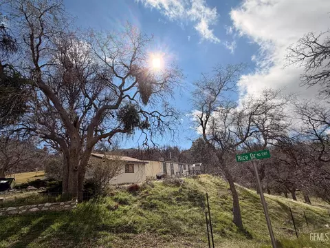20313 Rex Dr, Tehachapi, CA 93561 photo 10