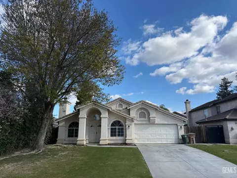 804 N Loch Lloyd Ln, Bakersfield, CA 93312