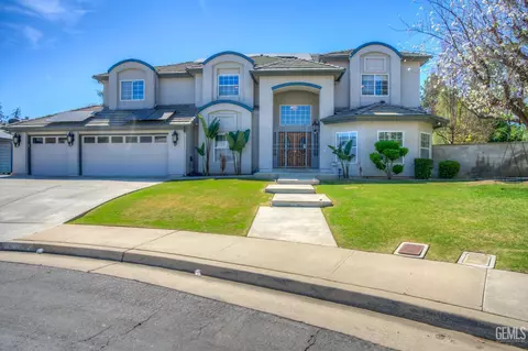 6301 Canyon View Ct, Bakersfield, CA 93306