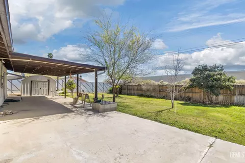 203 Suzanne Ln, Taft, CA 93268 photo 35