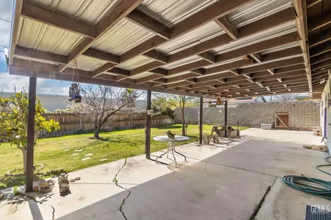203 Suzanne Ln, Taft, CA 93268 photo 34