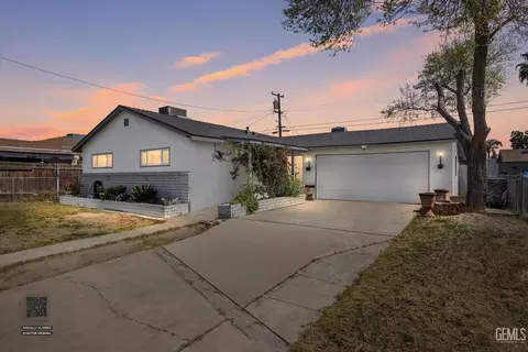 3212 Timothy St, Bakersfield, CA 93304