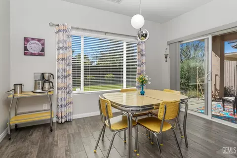 Dining - 9101 Wolf River Ave, Bakersfield, CA 93312 photo 2 of 2