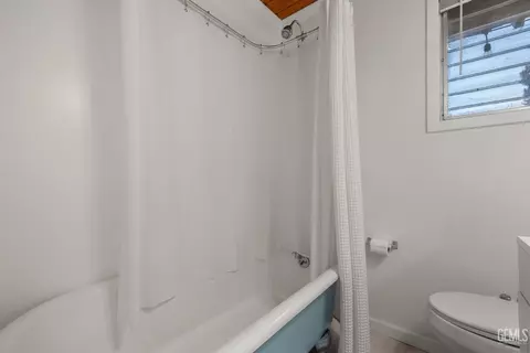 Bath - 45825 Carlin Dr, Posey, CA 93260 photo 2 of 3