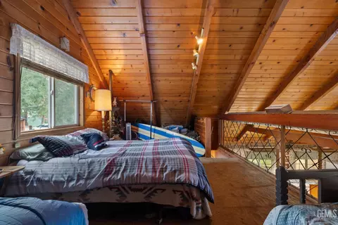 Bedroom - 45796 Carlin Dr, Posey, CA 93260 photo 3 of 7