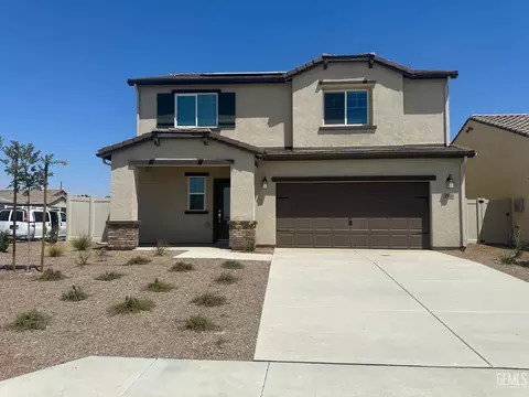 7920 Grapefruit Dr, Bakersfield, CA 93313