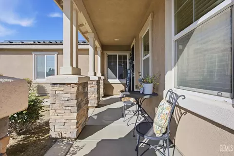 Exterior - 4504 Basque St, Bakersfield, CA 93313 photo 6 of 16