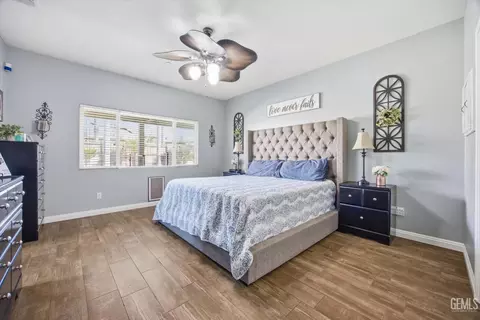 Bedroom - 4504 Basque St, Bakersfield, CA 93313 photo 1 of 4