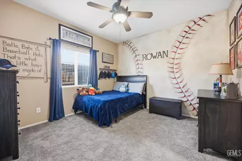 Bedroom - 4504 Basque St, Bakersfield, CA 93313 photo 3 of 4