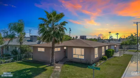 1101 Eureka St, Bakersfield, CA 93305