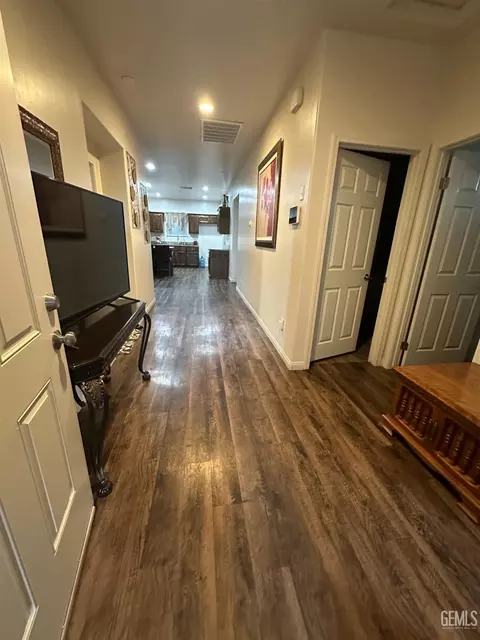 Entry Way - 1780 Ironbark St, Wasco, CA 93280 photo 1 of 3