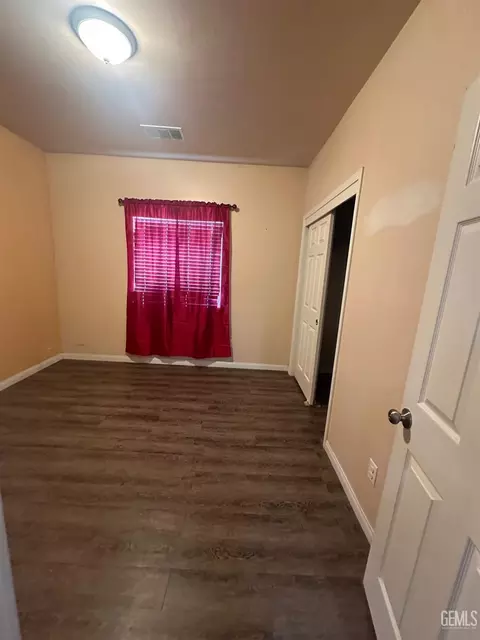 Bedroom - 1780 Ironbark St, Wasco, CA 93280 photo 2 of 3