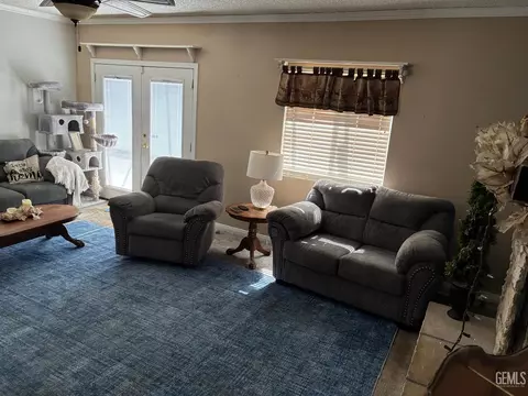 Living - 203 E Lucard St, Taft, CA 93268 photo 6 of 6