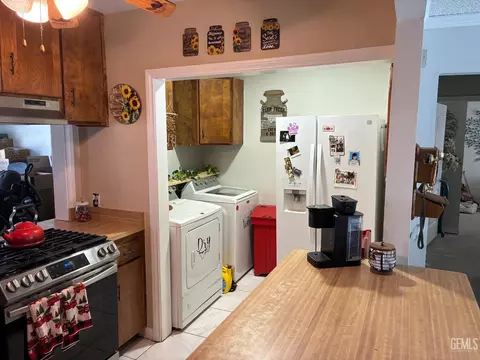 Other - 203 E Lucard St, Taft, CA 93268 photo 4 of 5