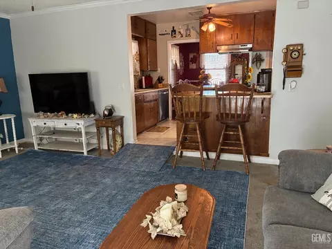 Other - 203 E Lucard St, Taft, CA 93268 photo 5 of 5