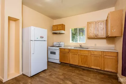 200 S A St, Madera, CA 93638 photo 16