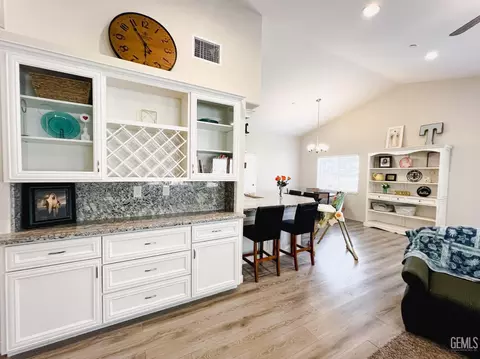 Other - 17950 Zurich Ct, Tehachapi, CA 93561 photo 1 of 3