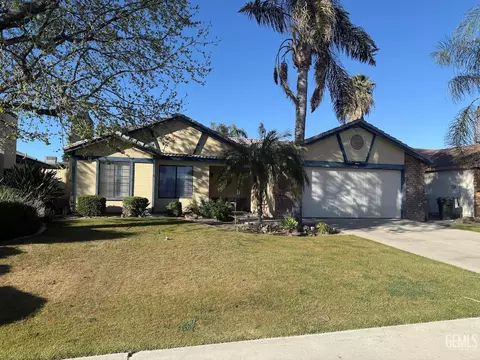 4216 Mattnick Dr, Bakersfield, CA 93313