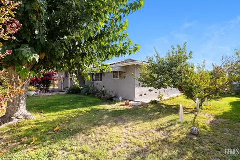 304 Adams St, Taft, CA 93268