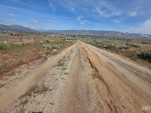 0 Apache St, Tehachapi, CA 93561 photo 5