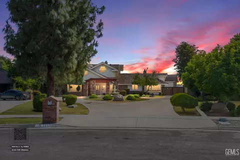 7112 Crestwood St, Bakersfield, CA 93308