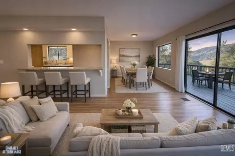 9216 Whispering Pines Rd, Frazier Park, CA 93225